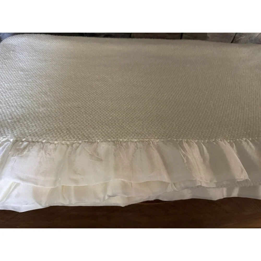 Ralph Lauren White Waffle Weave Thermal Blanket Satin Trim 90x90 Made in USA